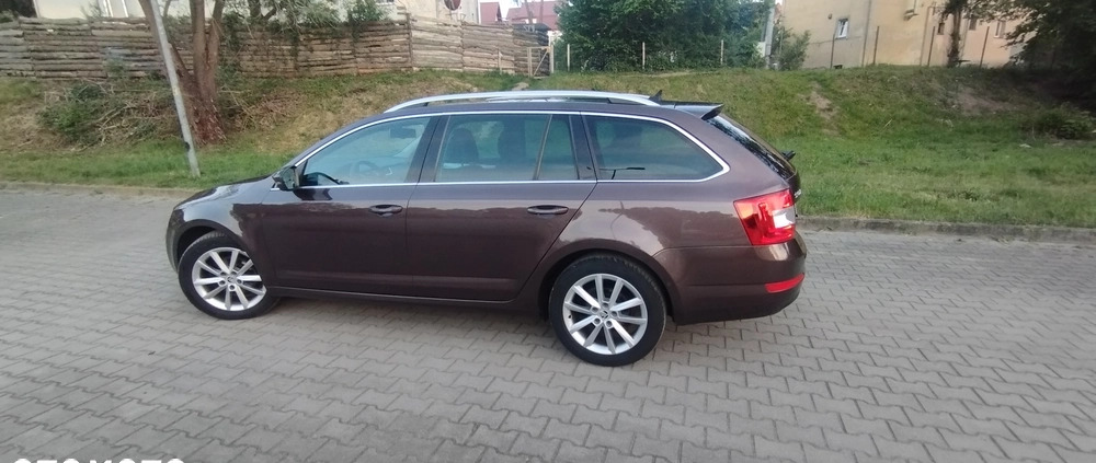 Skoda Octavia cena 40800 przebieg: 182000, rok produkcji 2015 z Złotoryja małe 704